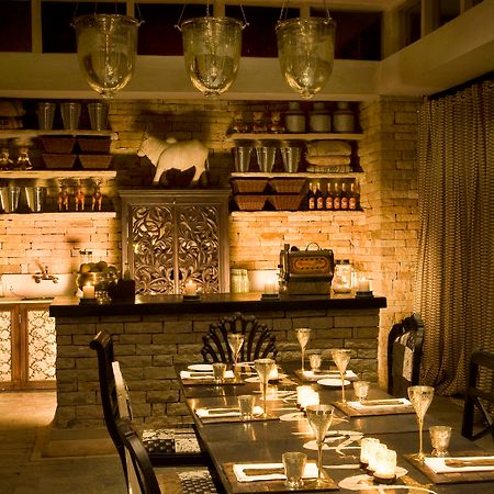 Pashan Garh Panna Restaurante foto